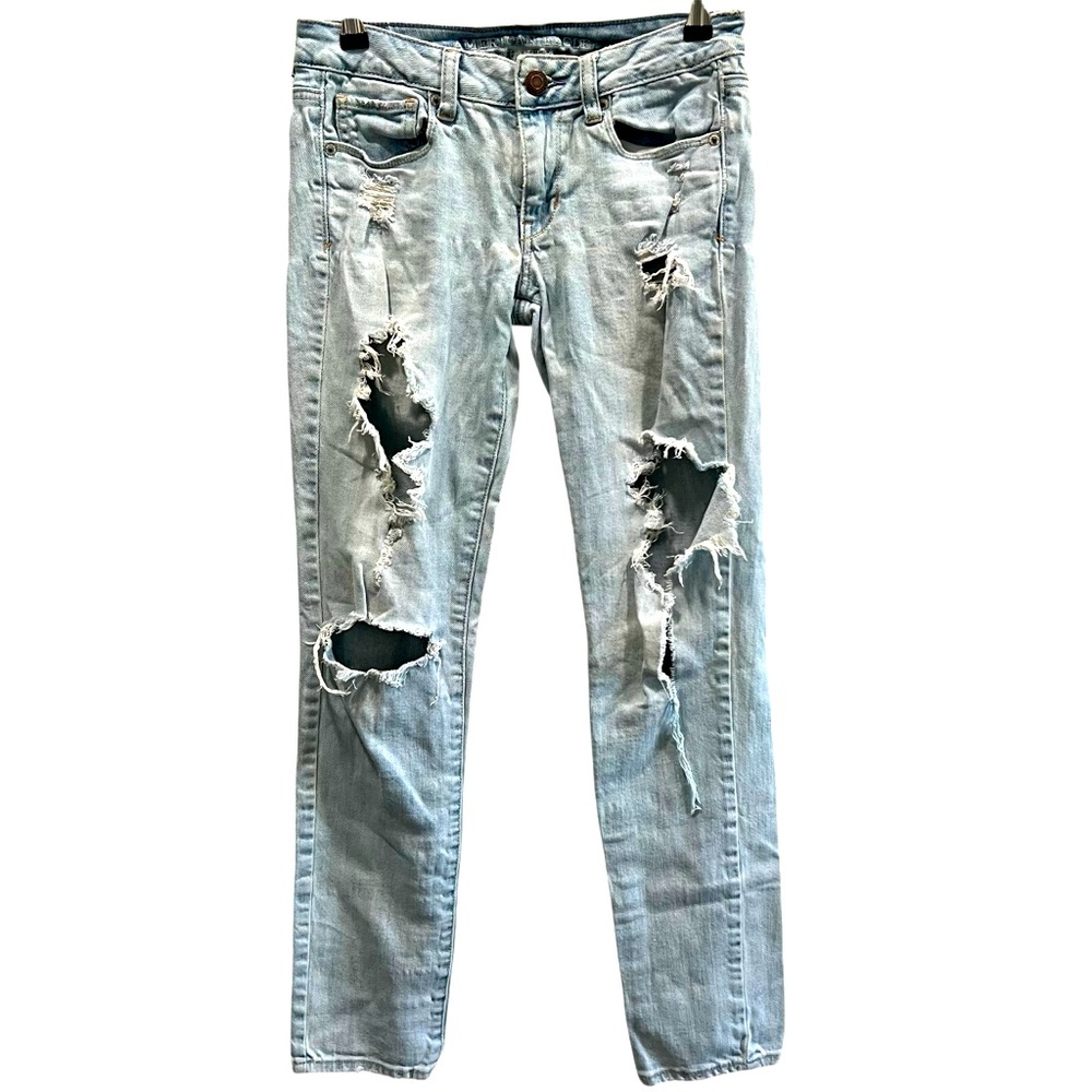 American Eagle Distressed Skinny Jeans | Light Wash Ripped Jeans | Size 2
